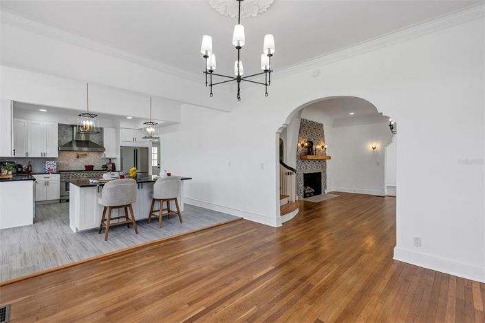 Image No.8-4 Bed Property for sale