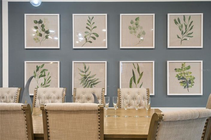 Image No.17-8 Bed Property for sale