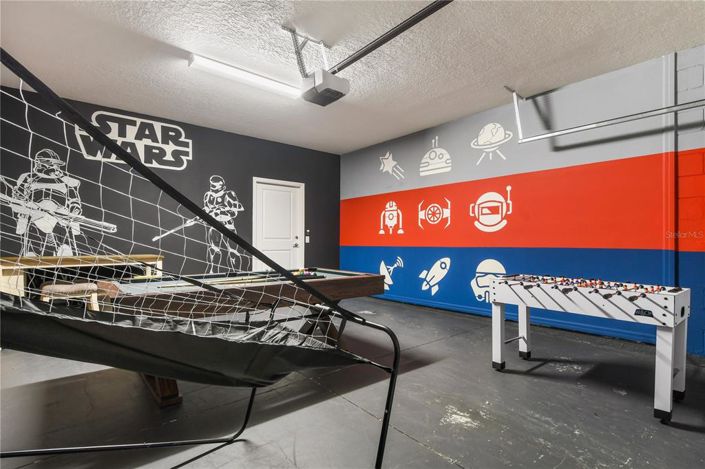 Image No.26-8 Bed Property for sale