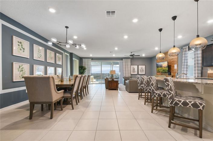 Image No.4-8 Bed Property for sale