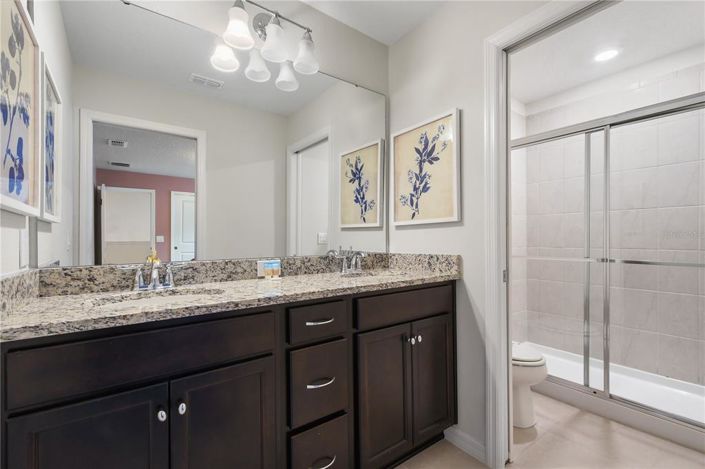 Image No.47-8 Bed Property for sale