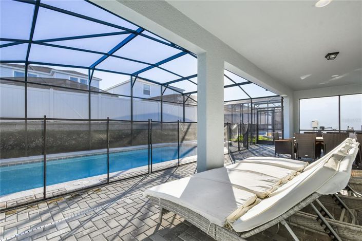 Image No.59-8 Bed Property for sale