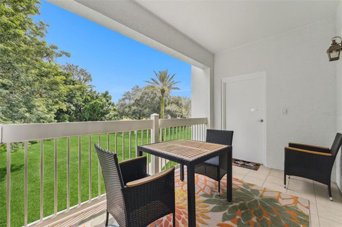 Image No.11-3 Bed Property for sale