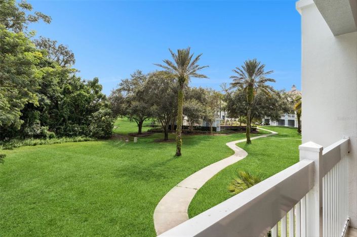 Image No.12-3 Bed Property for sale