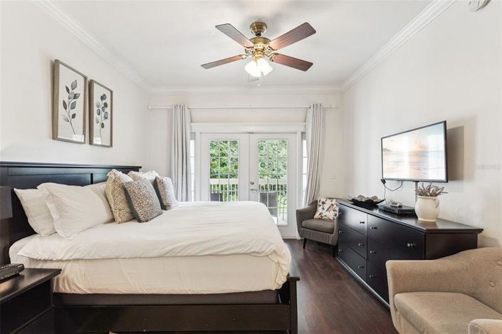 Image No.24-3 Bed Property for sale