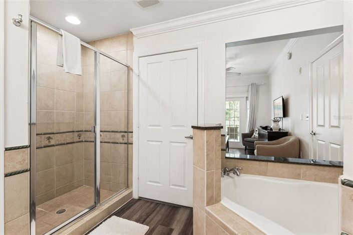 Image No.27-3 Bed Property for sale