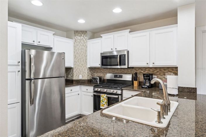 Image No.4-3 Bed Property for sale