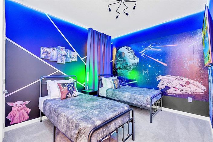 Image No.21-8 Bed Property for sale