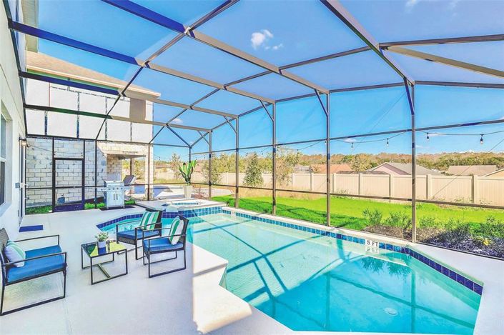 Image No.31-8 Bed Property for sale