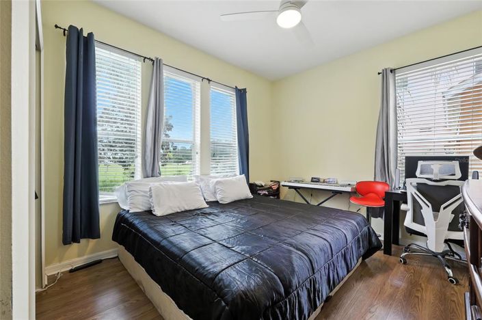 Image No.17-4 Bed Property for sale