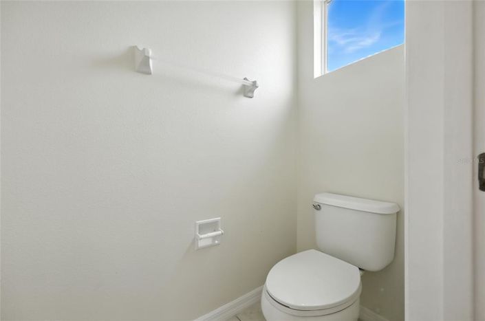 Image No.30-4 Bed Property for sale