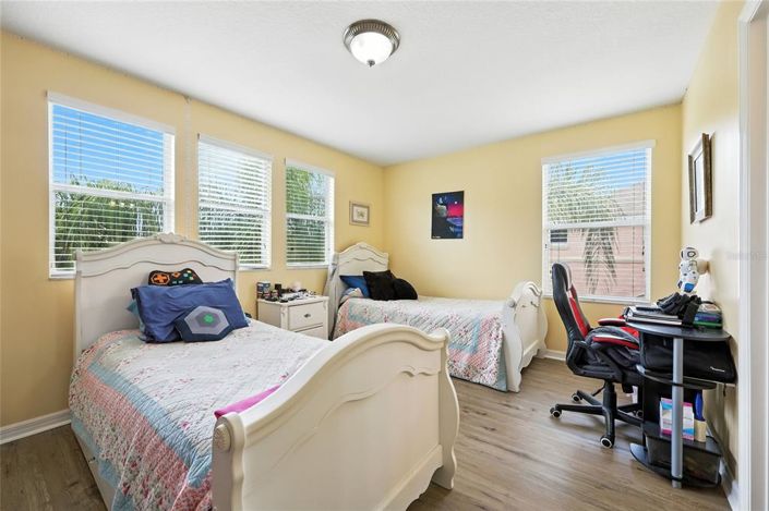 Image No.32-4 Bed Property for sale