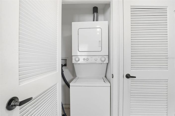 Image No.27-4 Bed Townhouse for sale