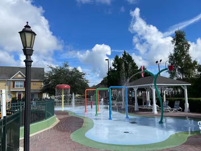 Image No.33-4 Bed Townhouse for sale