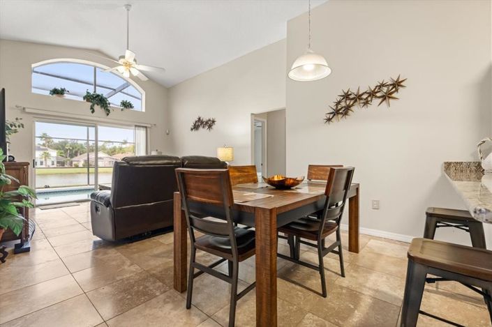 Image No.10-5 Bed Property for sale