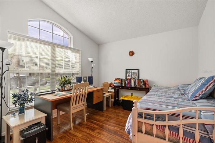 Image No.14-5 Bed Property for sale