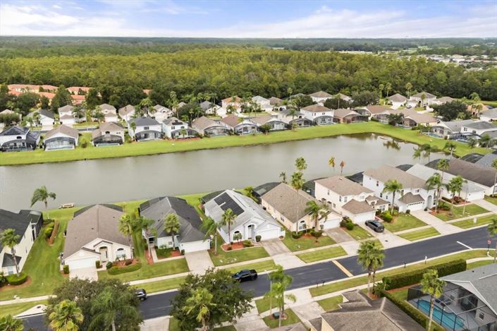 Image No.32-5 Bed Property for sale