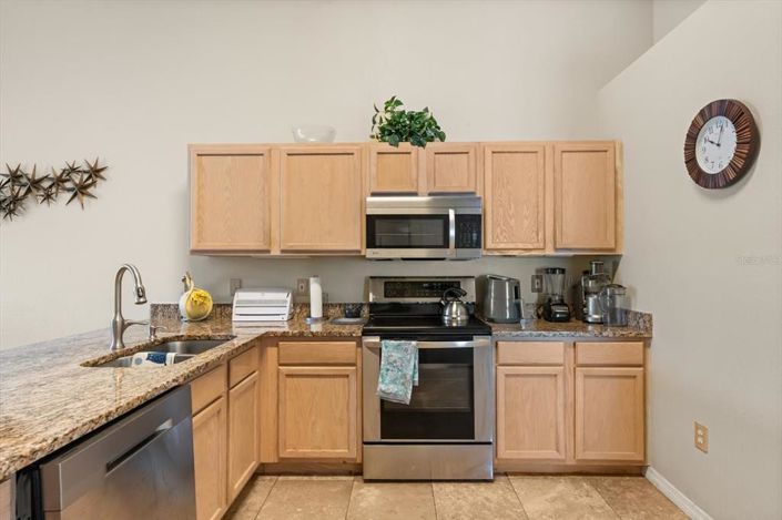 Image No.8-5 Bed Property for sale