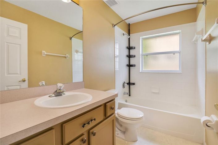 Image No.13-3 Bed Property for sale