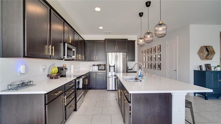 Image No.9-4 Bed Property for sale