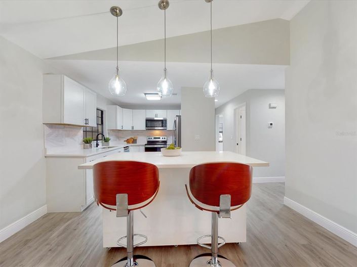 Image No.16-3 Bed Property for sale