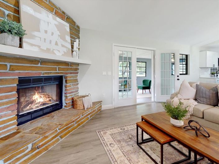 Image No.17-3 Bed Property for sale