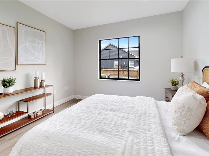 Image No.26-3 Bed Property for sale