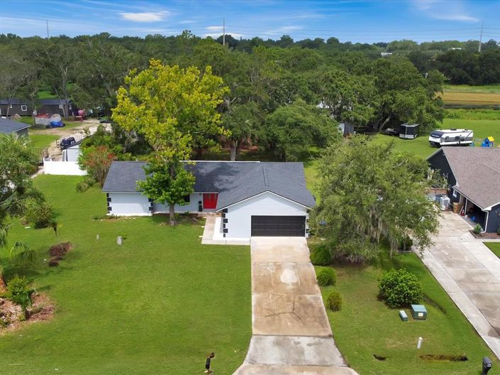 Image No.43-3 Bed Property for sale