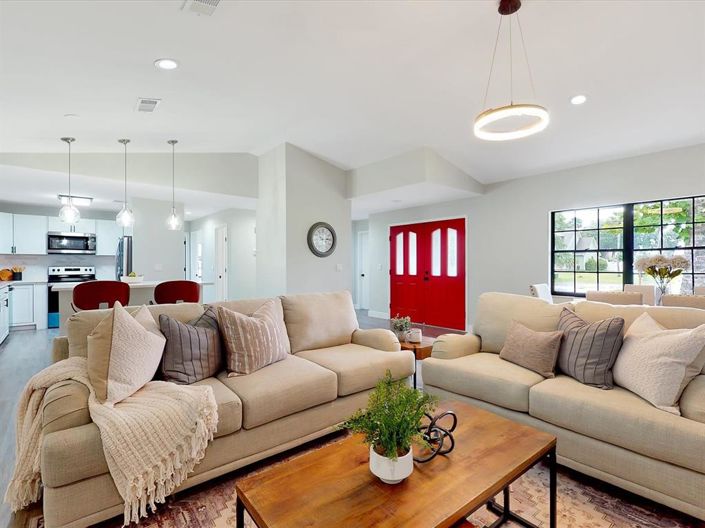 Image No.7-3 Bed Property for sale