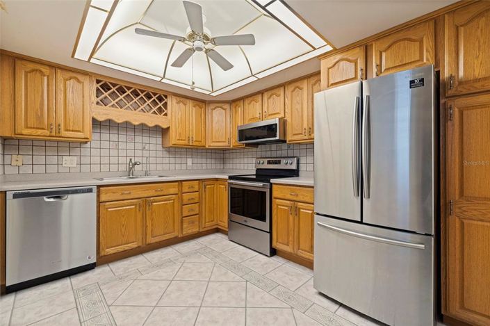 Image No.11-2 Bed Property for sale