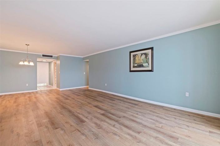 Image No.22-2 Bed Property for sale