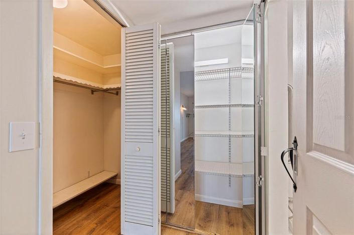 Image No.28-2 Bed Property for sale