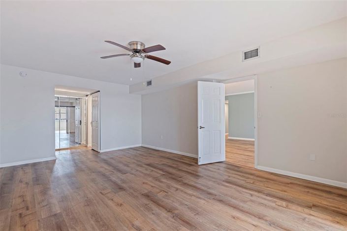 Image No.29-2 Bed Property for sale