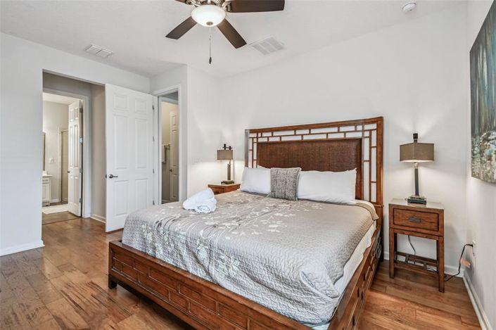 Image No.21-7 Bed Property for sale