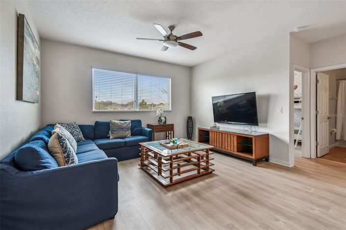 Image No.26-7 Bed Property for sale