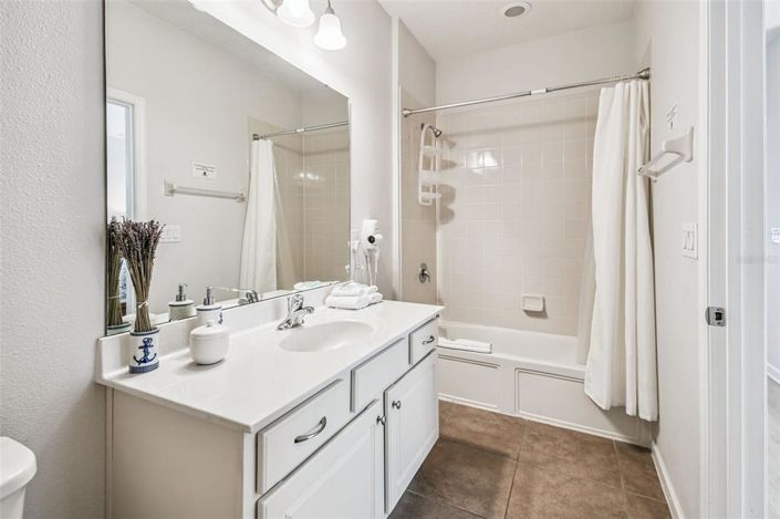 Image No.36-7 Bed Property for sale