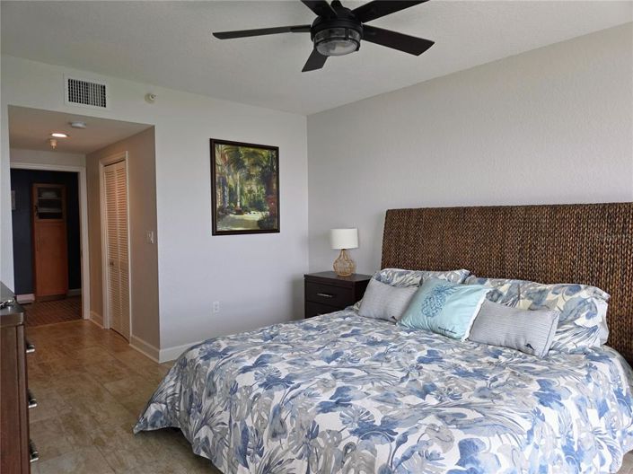 Image No.23-2 Bed Property for sale