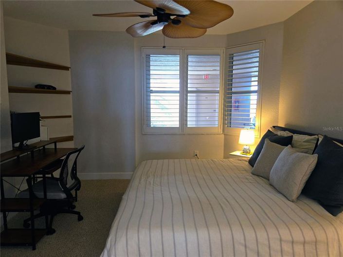 Image No.27-2 Bed Property for sale