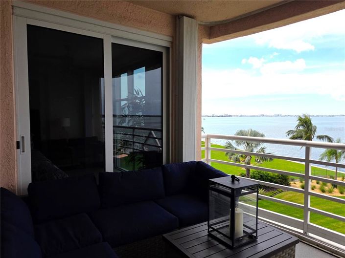 Image No.35-2 Bed Property for sale