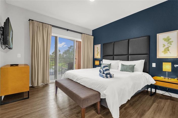 Image No.12-2 Bed Townhouse for sale