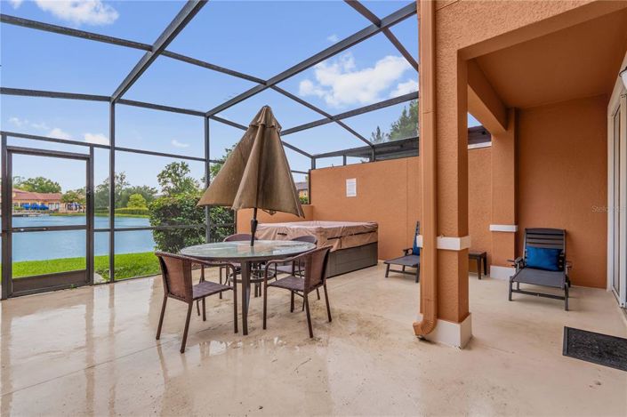 Image No.21-2 Bed Townhouse for sale