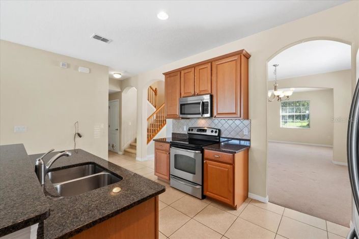 Image No.16-5 Bed Property for sale