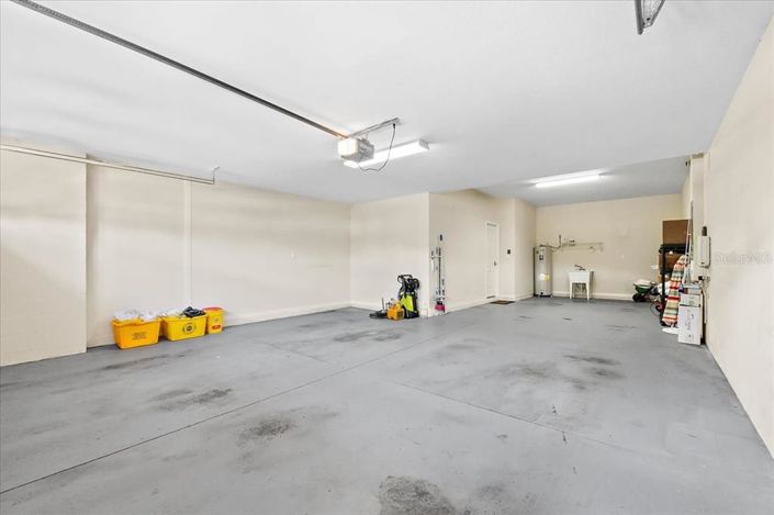 Image No.55-5 Bed Property for sale