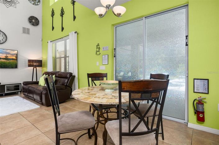 Image No.15-6 Bed Property for sale