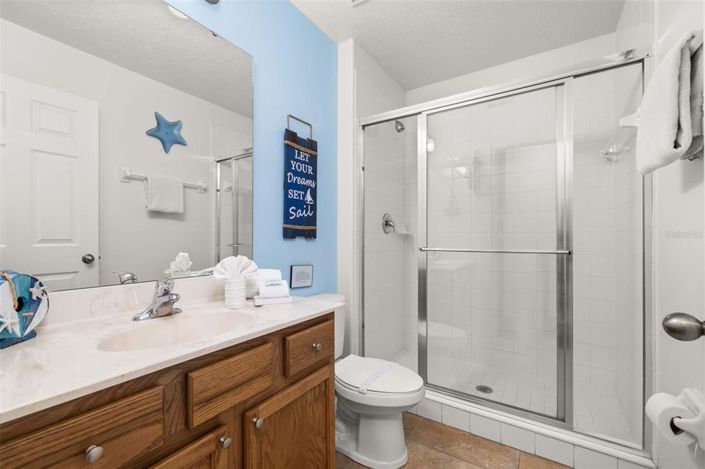 Image No.36-6 Bed Property for sale