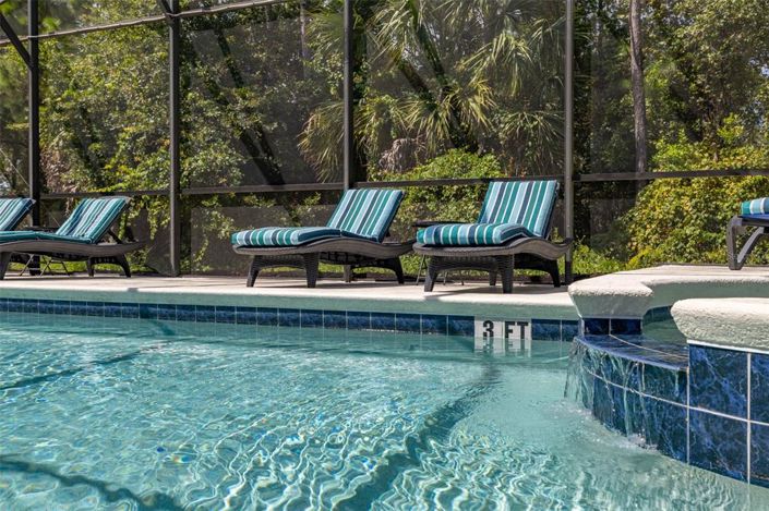 Image No.59-6 Bed Property for sale