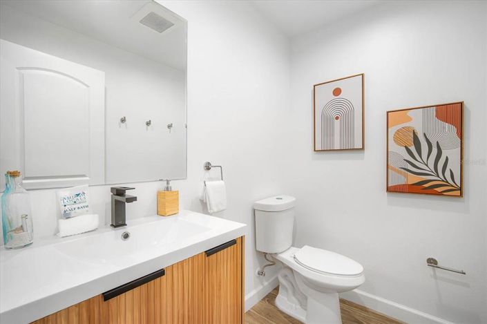 Image No.16-4 Bed Property for sale