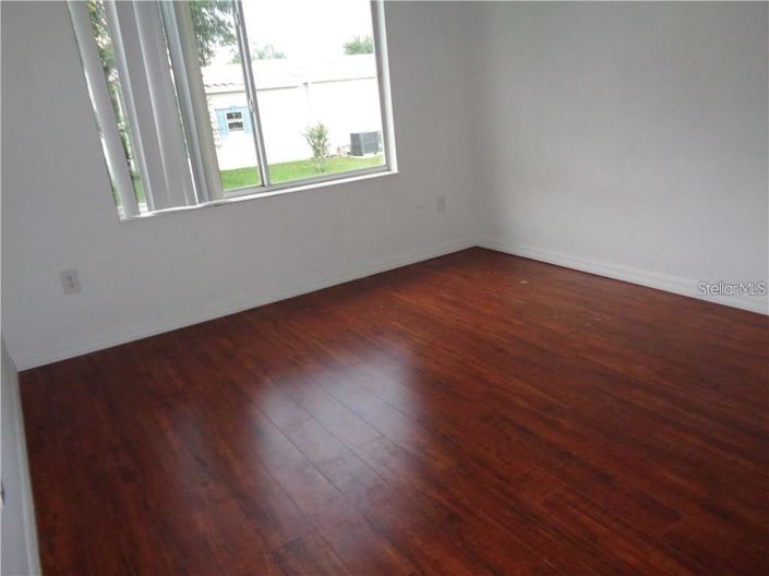 Image No.7-4 Bed Townhouse for sale