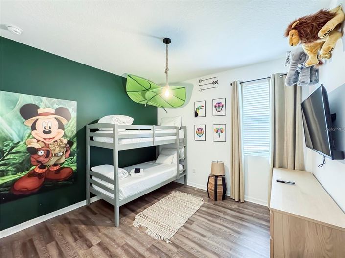 Image No.22-9 Bed Property for sale