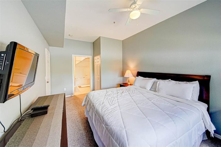 Image No.10-4 Bed Property for sale